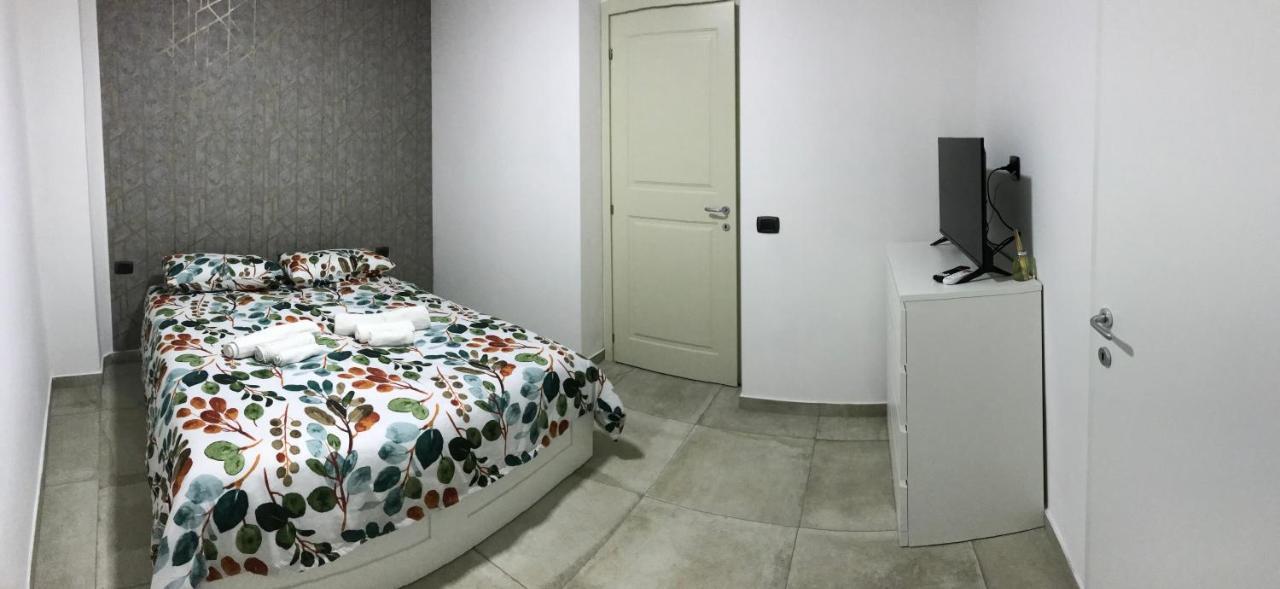 Nadyle House Hotel Naples Exterior photo